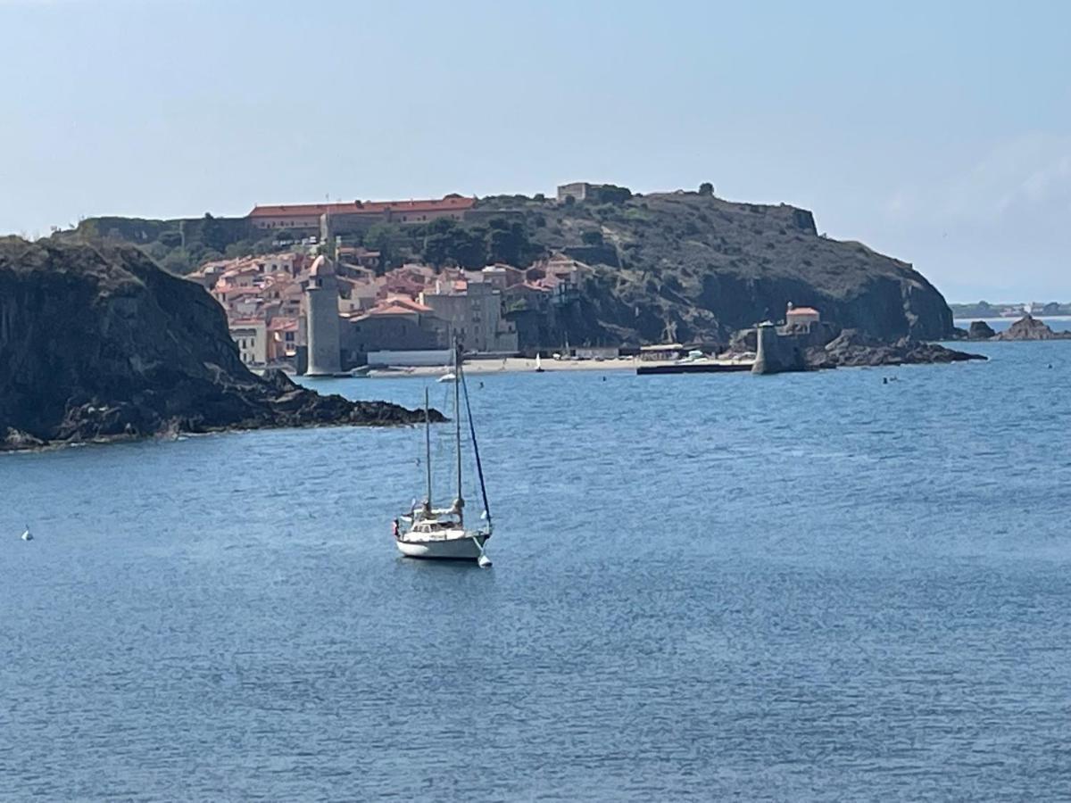 Azur: Beachfront Retreat with Sea Views and Collioure Charm Apartment Exterior photo